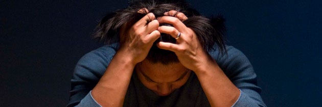 आगे गहन अंधेरा है - नेमीचन्द्र जैन