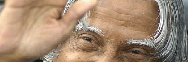 हम जीवन के महा काव्य – देवेंद्र शर्मा ‘इंद्र’