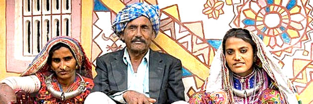 पिता सरीखे गांव - राजेंद्र गौतम