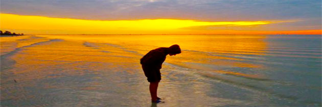 शुरू हुआ उजियाला होना – हरिवंश राय बच्चन